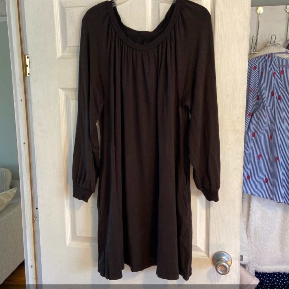 Lou and Grey long sleeved dress